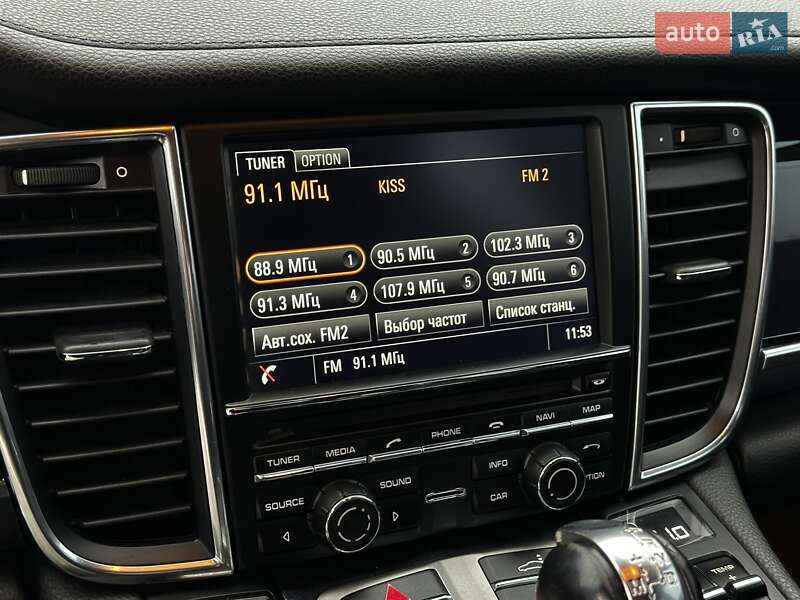 Фастбэк Porsche Panamera 2013 в Львове фото 32 Фастбэк Porsche Panamera 2013 в Львове