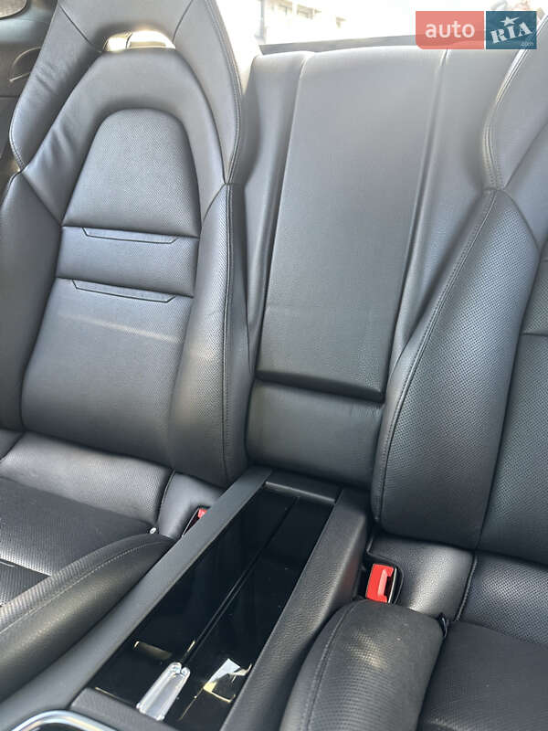 Фастбэк Porsche Panamera 2017 в Львове