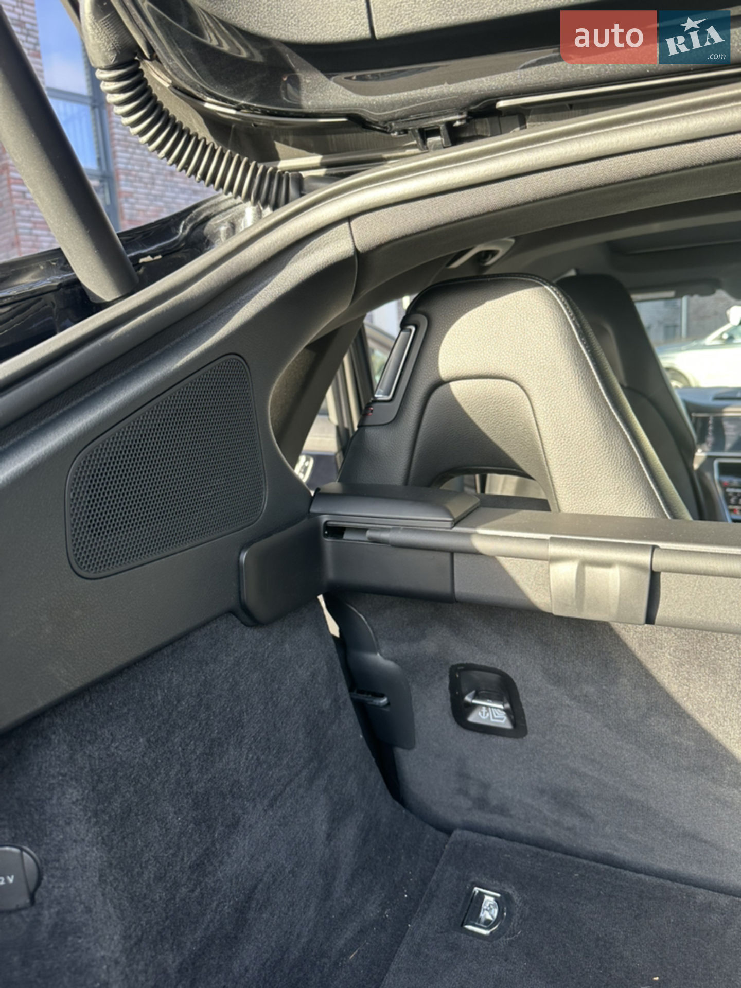 2017 Porsche Panamera - мініатюра 93
