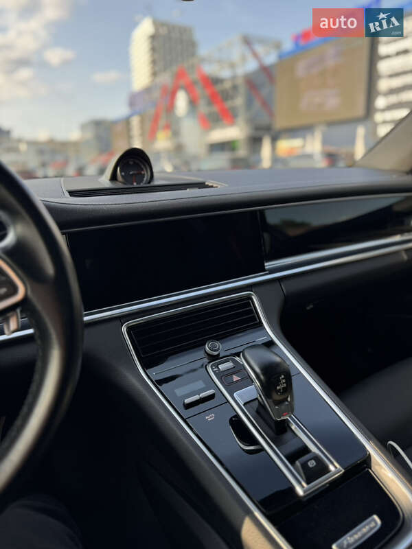 Універсал Porsche Panamera 2019 в Києві