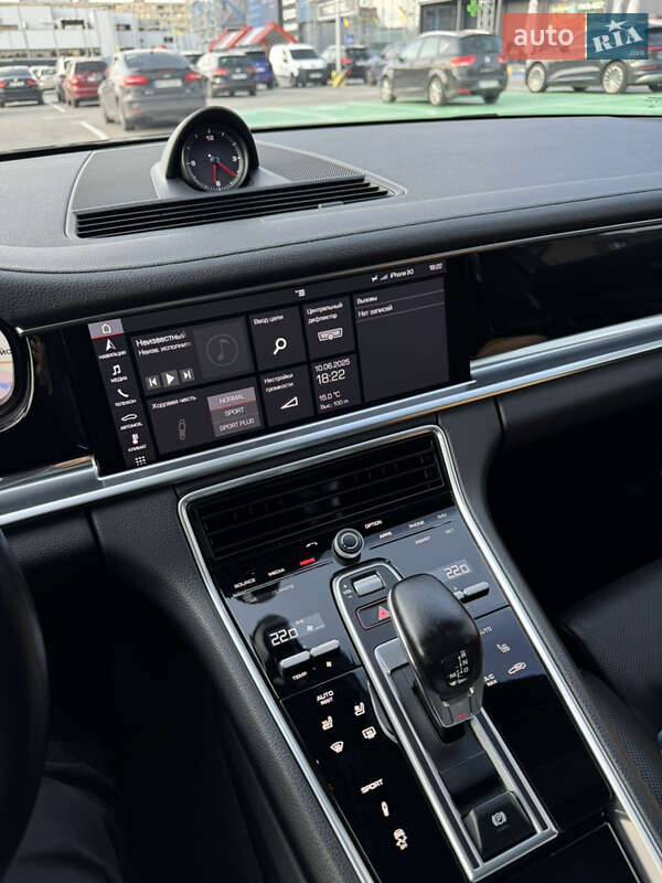 Універсал Porsche Panamera 2019 в Києві