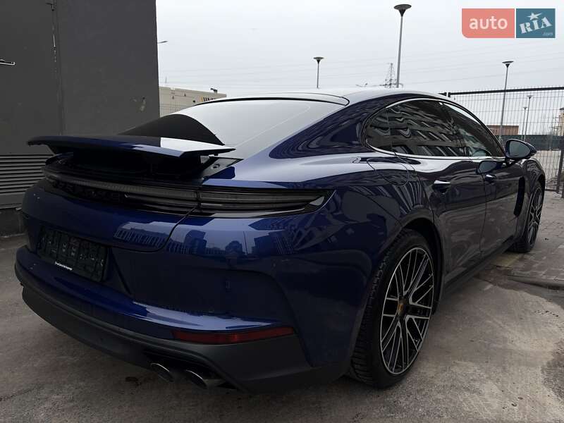Фастбэк Porsche Panamera 2024 в Киеве фото 88 Фастбэк Porsche Panamera 2024 в Киеве