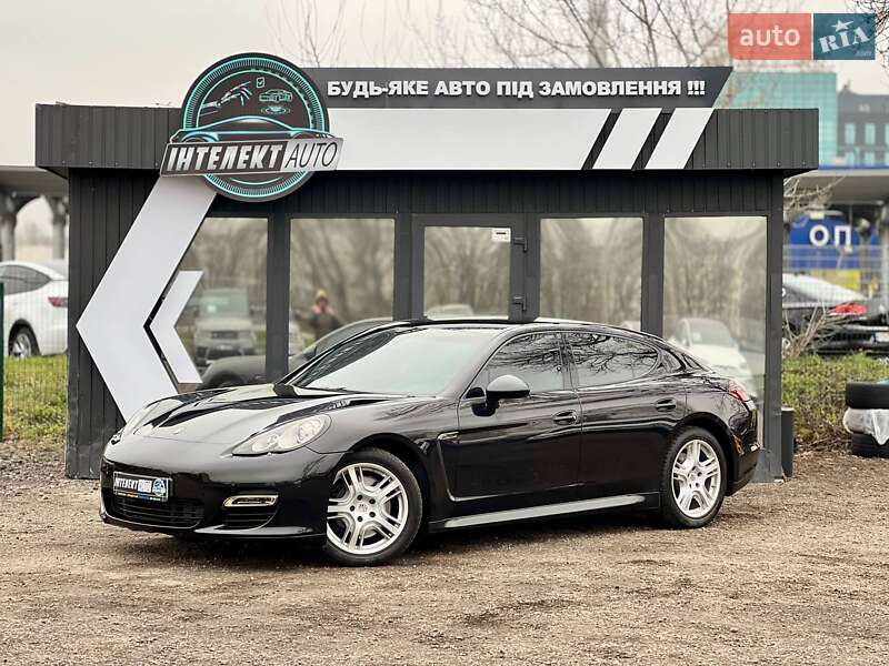 Porsche Panamera 2011 Porsche Panamera 2011