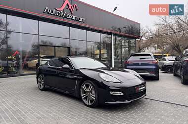 Фастбек Porsche Panamera 2010 в Одесі