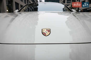 Фастбек Porsche Panamera 2011 в Києві