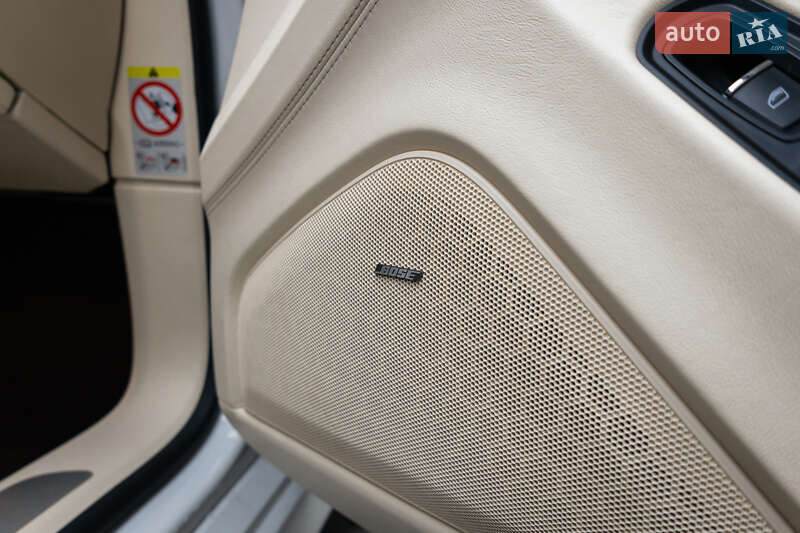 Фастбек Porsche Panamera 2011 в Києві