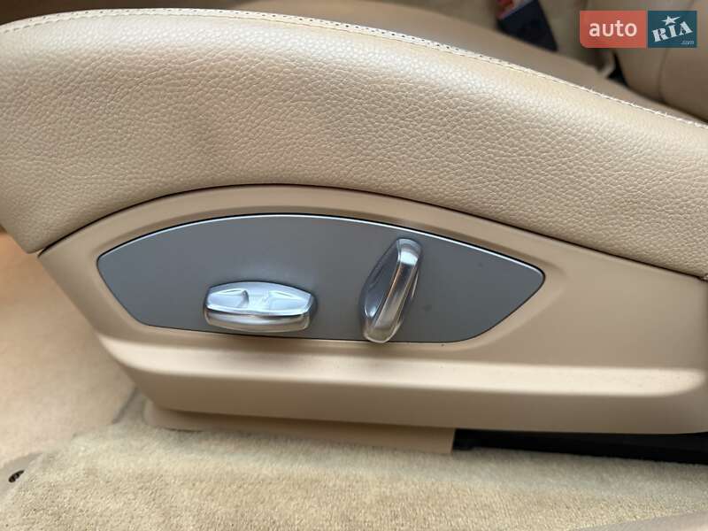 Фастбэк Porsche Panamera 2012 в Кривом Роге фото 37 Фастбэк Porsche Panamera 2012 в Кривом Роге