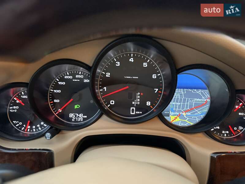 Фастбэк Porsche Panamera 2012 в Кривом Роге фото 69 Фастбэк Porsche Panamera 2012 в Кривом Роге