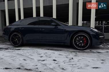 Фастбэк Porsche Panamera 2013 в Киеве