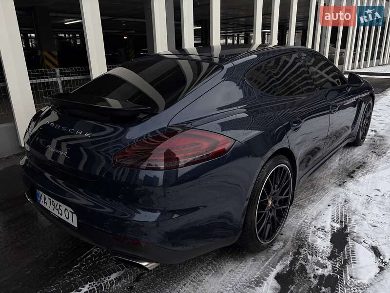 Фастбек Porsche Panamera 2013 в Києві фото 74 Фастбек Porsche Panamera 2013 в Києві