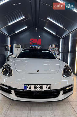 Универсал Porsche Panamera 2017 в Киеве