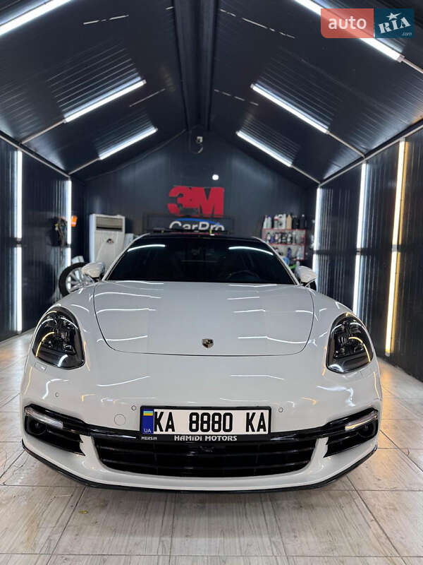 Універсал Porsche Panamera 2017 в Києві фото Універсал Porsche Panamera 2017 в Києві