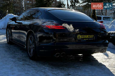 Фастбэк Porsche Panamera 2013 в Львове