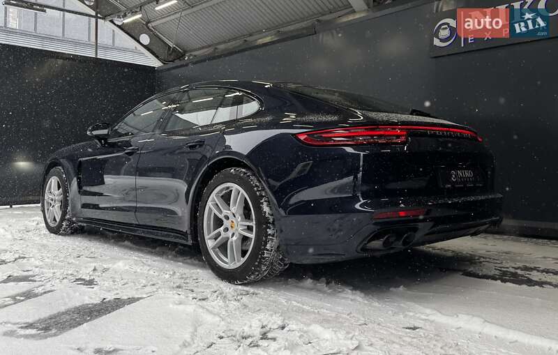 Фастбэк Porsche Panamera 2017 в Киеве фото 10 Фастбэк Porsche Panamera 2017 в Киеве