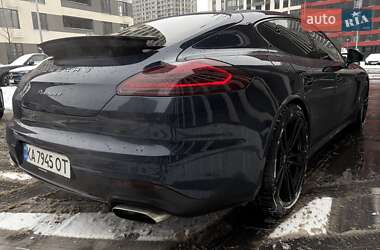 Фастбэк Porsche Panamera 2013 в Киеве