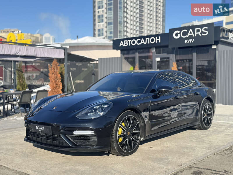 Porsche Panamera 2018