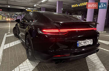 Фастбек Porsche Panamera 2022 в Києві