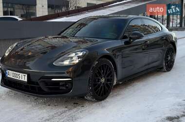 Універсал Porsche Panamera 2022 в Умані