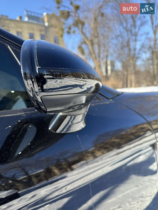 Фастбэк Porsche Panamera 2013 в Киеве