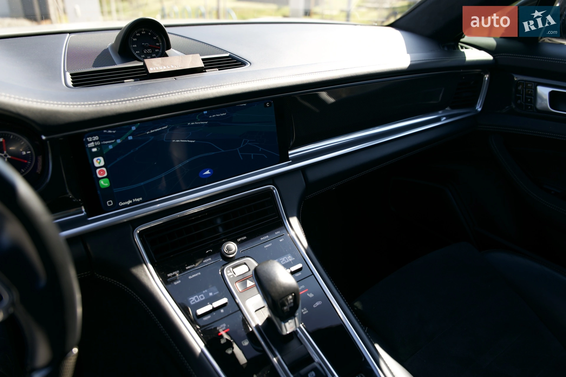 2018 Porsche Panamera - мініатюра 11