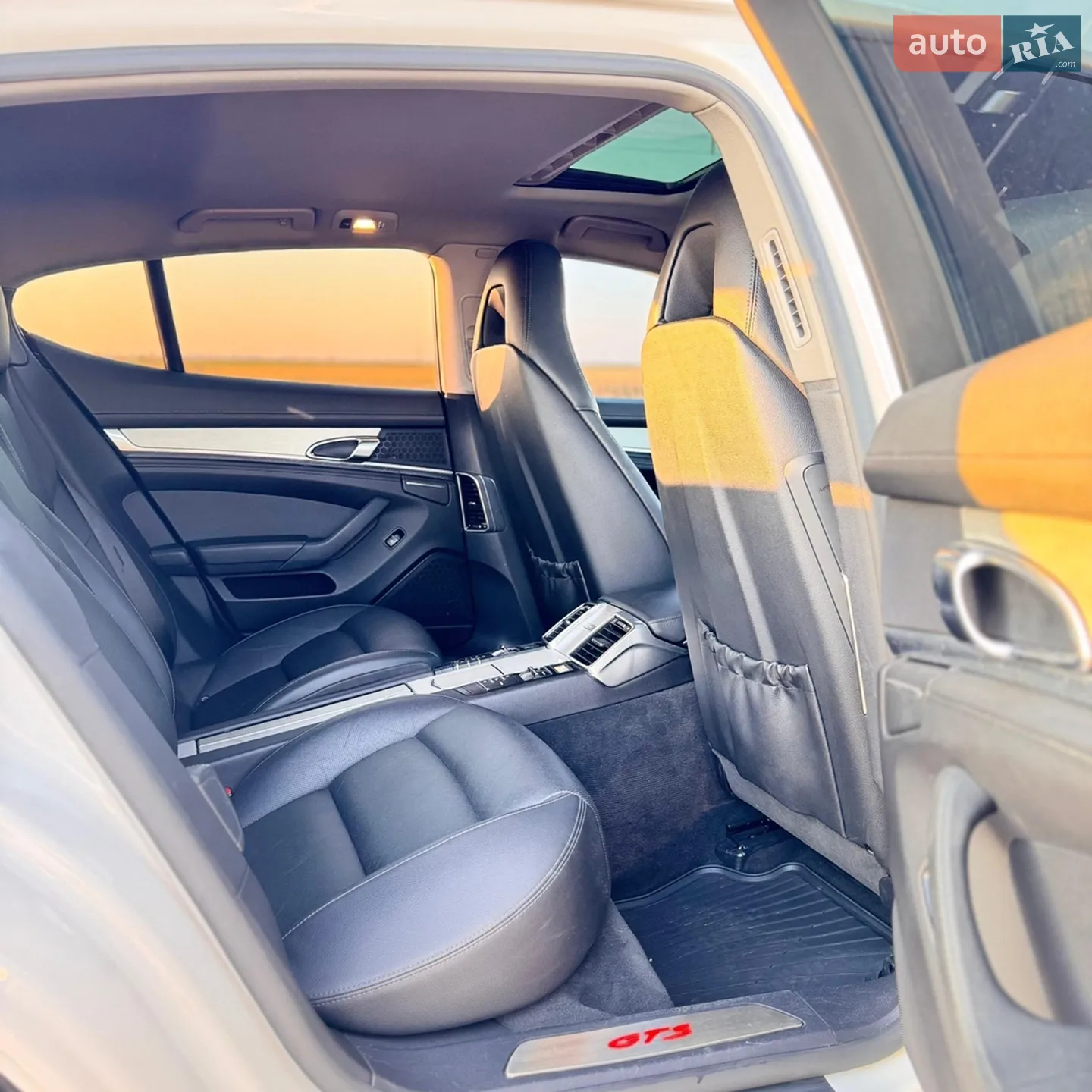 2010 Porsche Panamera - мініатюра 12