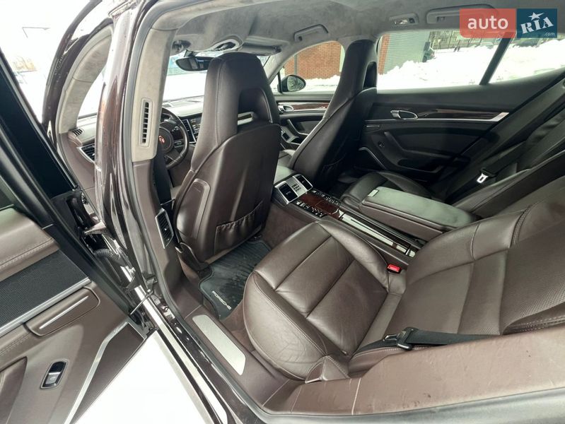 Фастбэк Porsche Panamera 2009 в Харькове