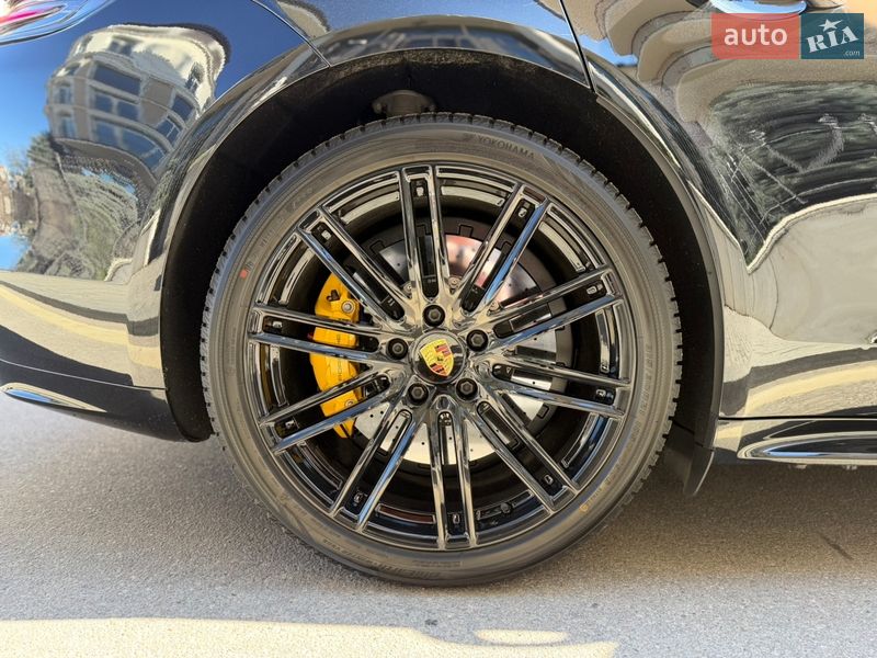 Фастбэк Porsche Panamera 2017 в Киеве