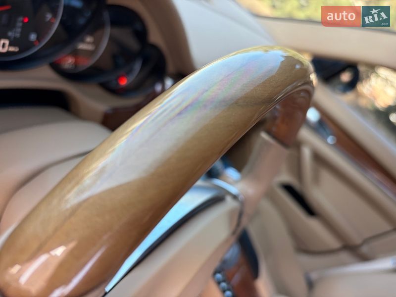 Фастбэк Porsche Panamera 2013 в Киеве