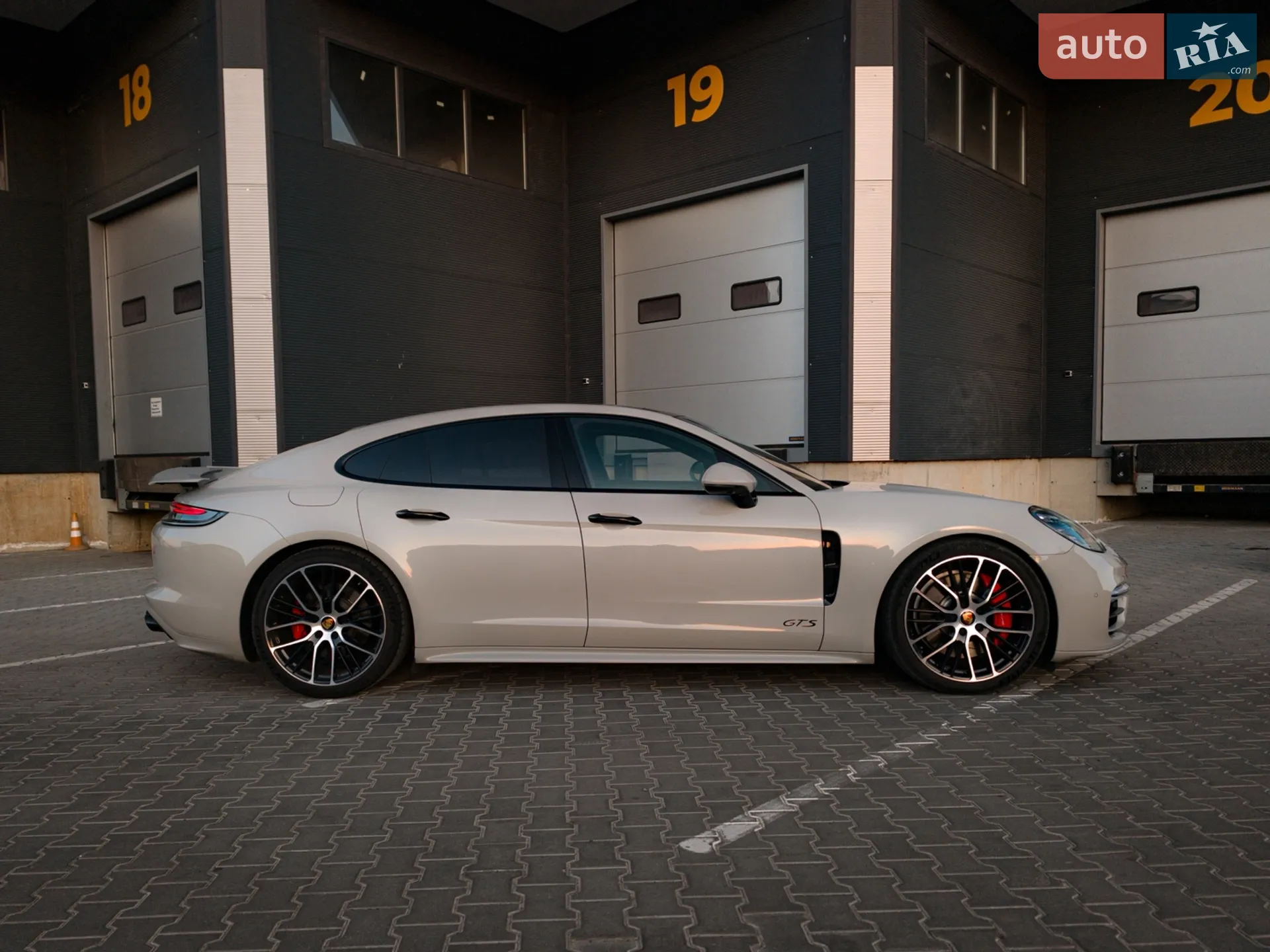 2021 Porsche Panamera - мініатюра 8