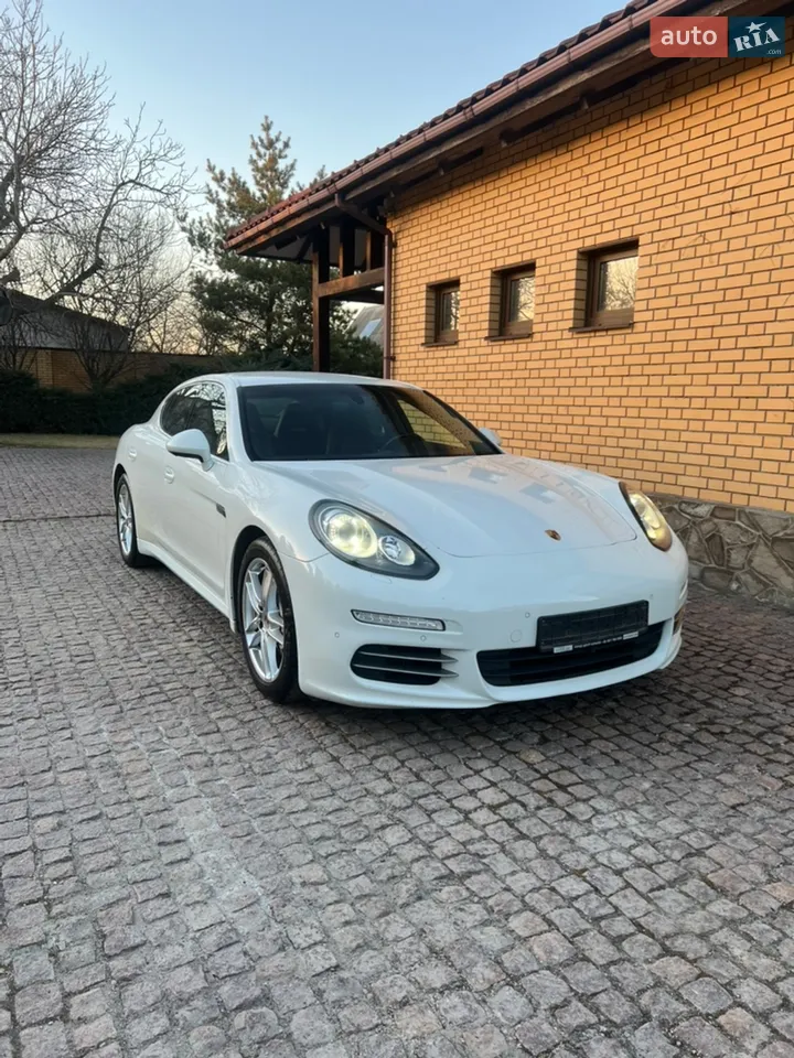 2012 Porsche Panamera - мініатюра 18
