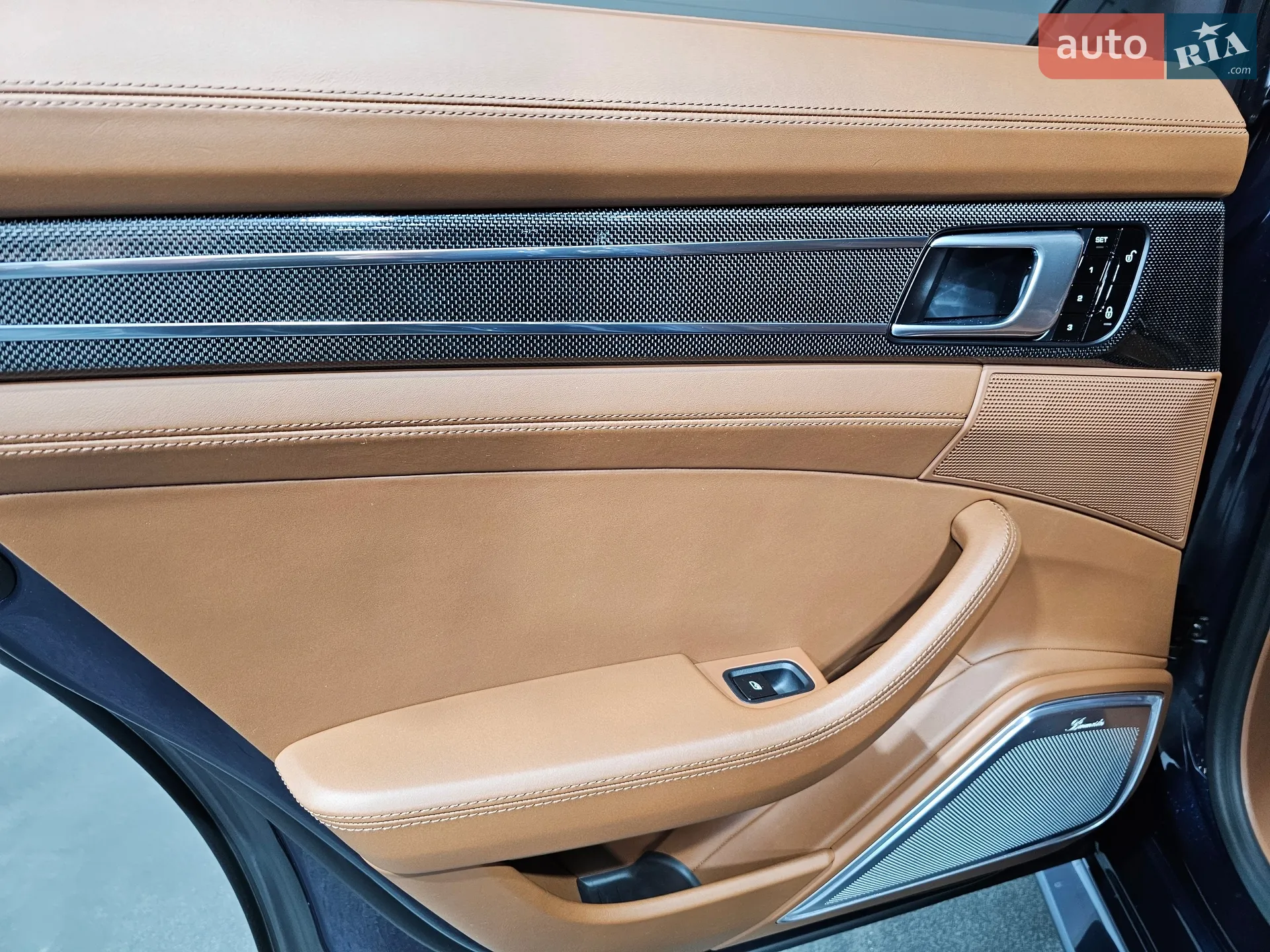2017 Porsche Panamera - мініатюра 14