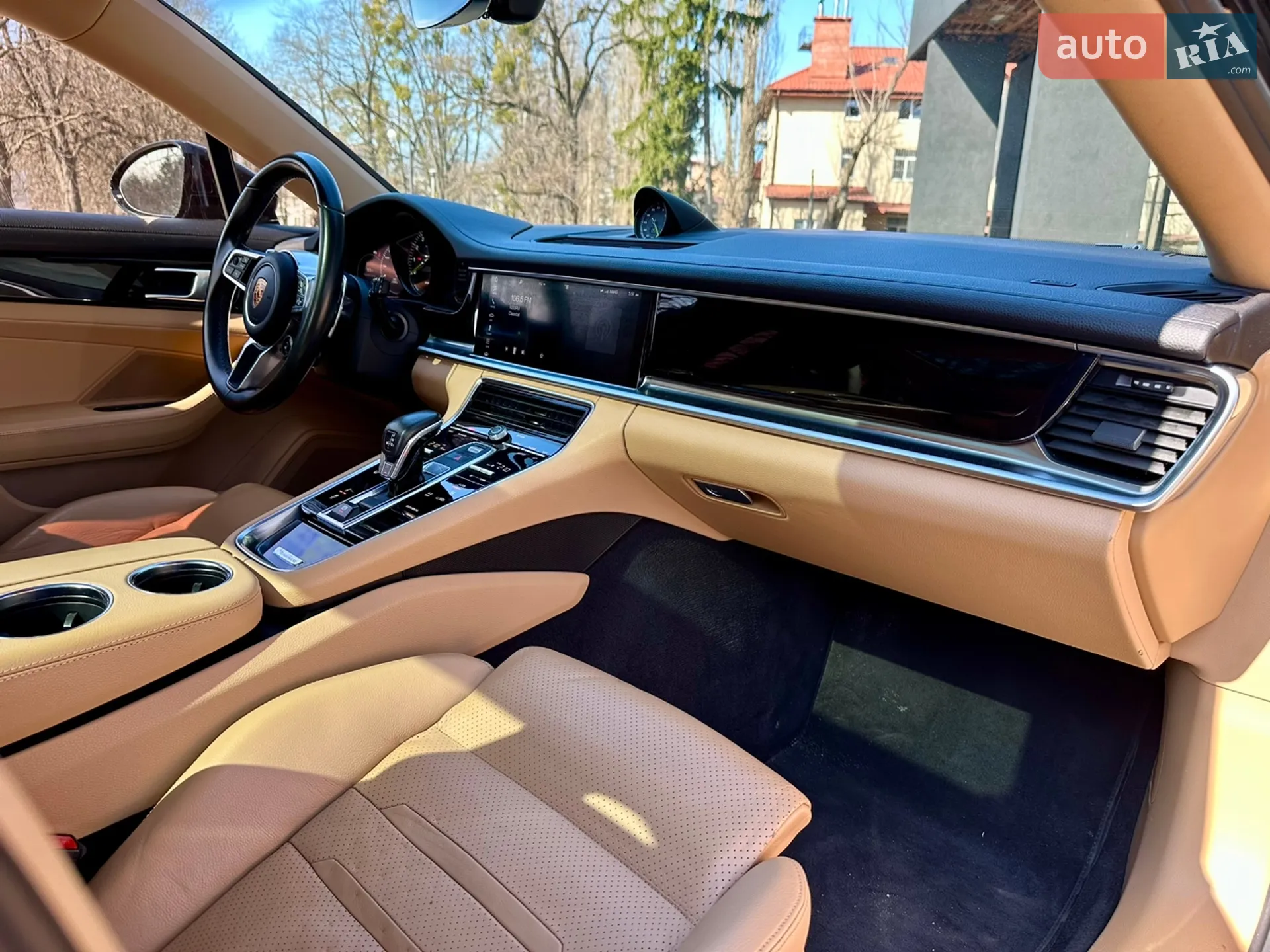 2017 Porsche Panamera - мініатюра 24