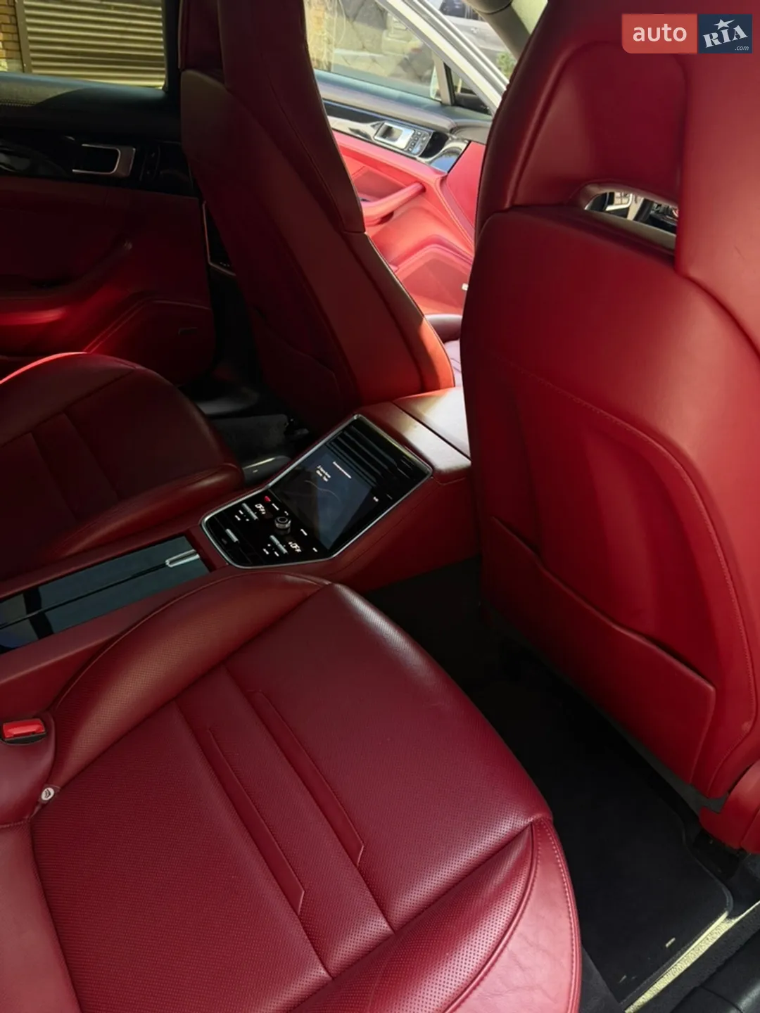 2017 Porsche Panamera - мініатюра 23