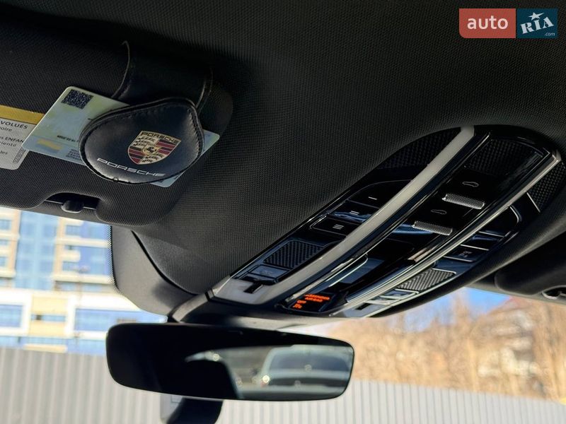 Фастбэк Porsche Panamera 2019 в Киеве