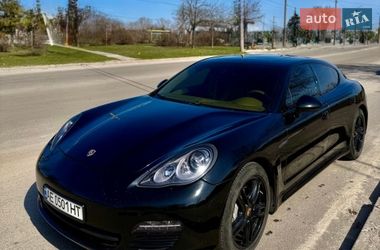 Фастбэк Porsche Panamera 2010 в Днепре