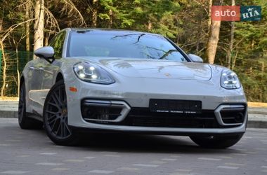 Фастбэк Porsche Panamera 2022 в Дрогобыче