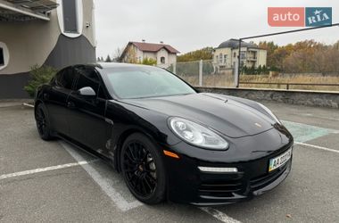 Фастбек Porsche Panamera 2013 в Києві