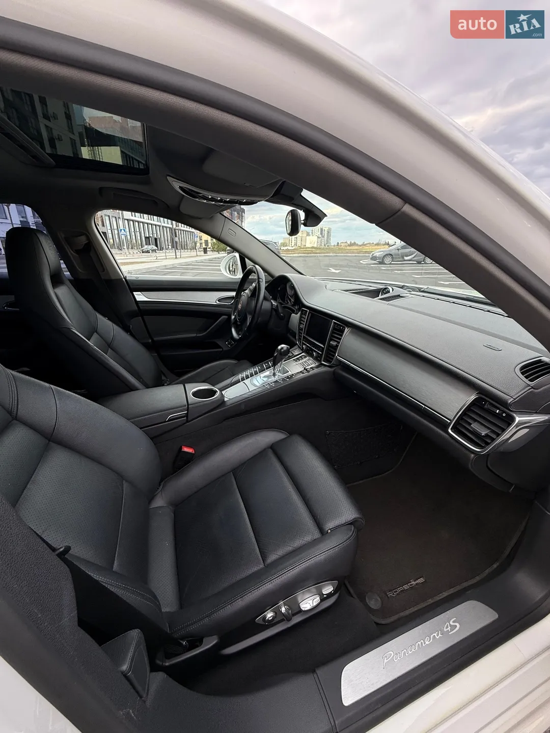 2012 Porsche Panamera - мініатюра 12