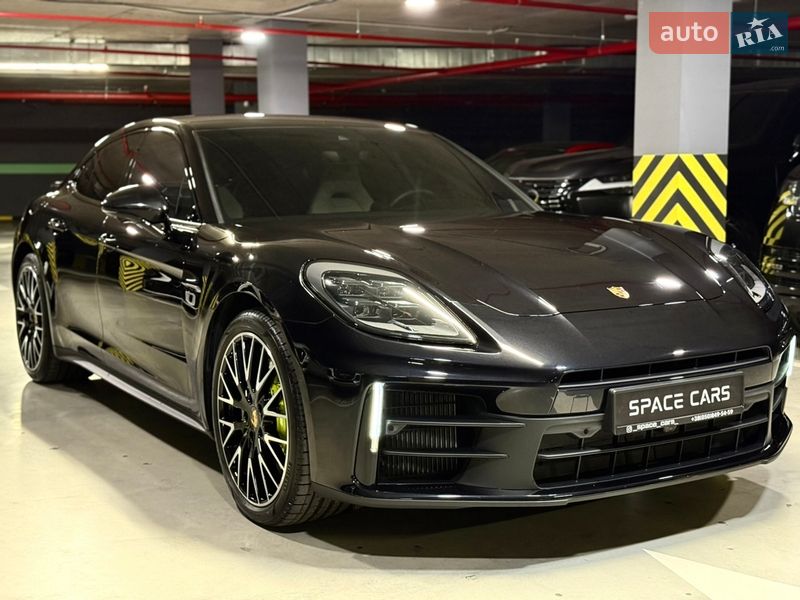 Фастбэк Porsche Panamera 2024 в Киеве фото 9 Фастбэк Porsche Panamera 2024 в Киеве