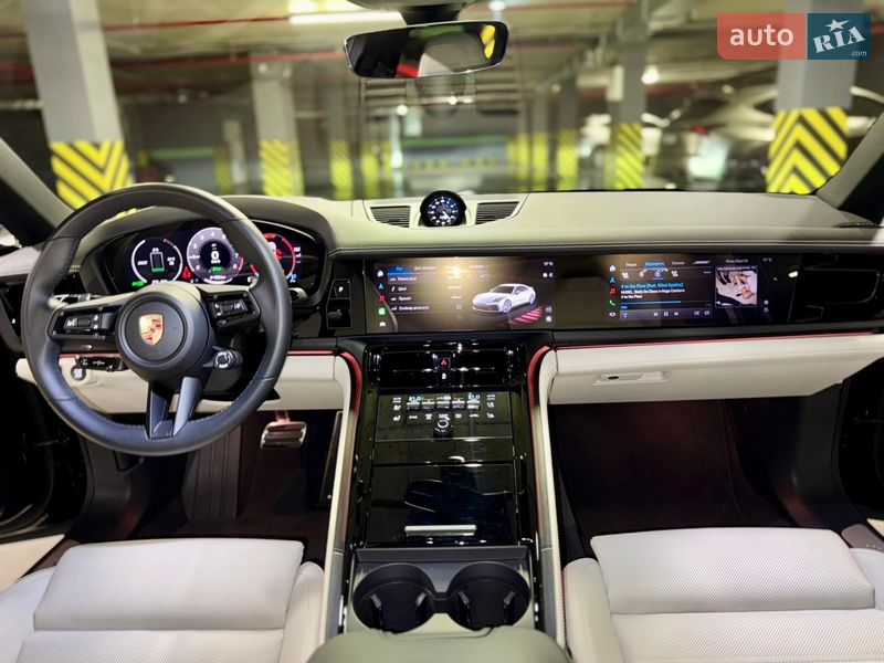 Фастбэк Porsche Panamera 2024 в Киеве фото 38 Фастбэк Porsche Panamera 2024 в Киеве