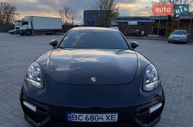 Фастбэк Porsche Panamera 2018 в Запорожье