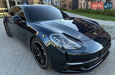 Універсал Porsche Panamera 2017 в Івано-Франківську