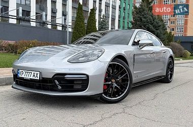 Фастбек Porsche Panamera 2019 в Дніпрі