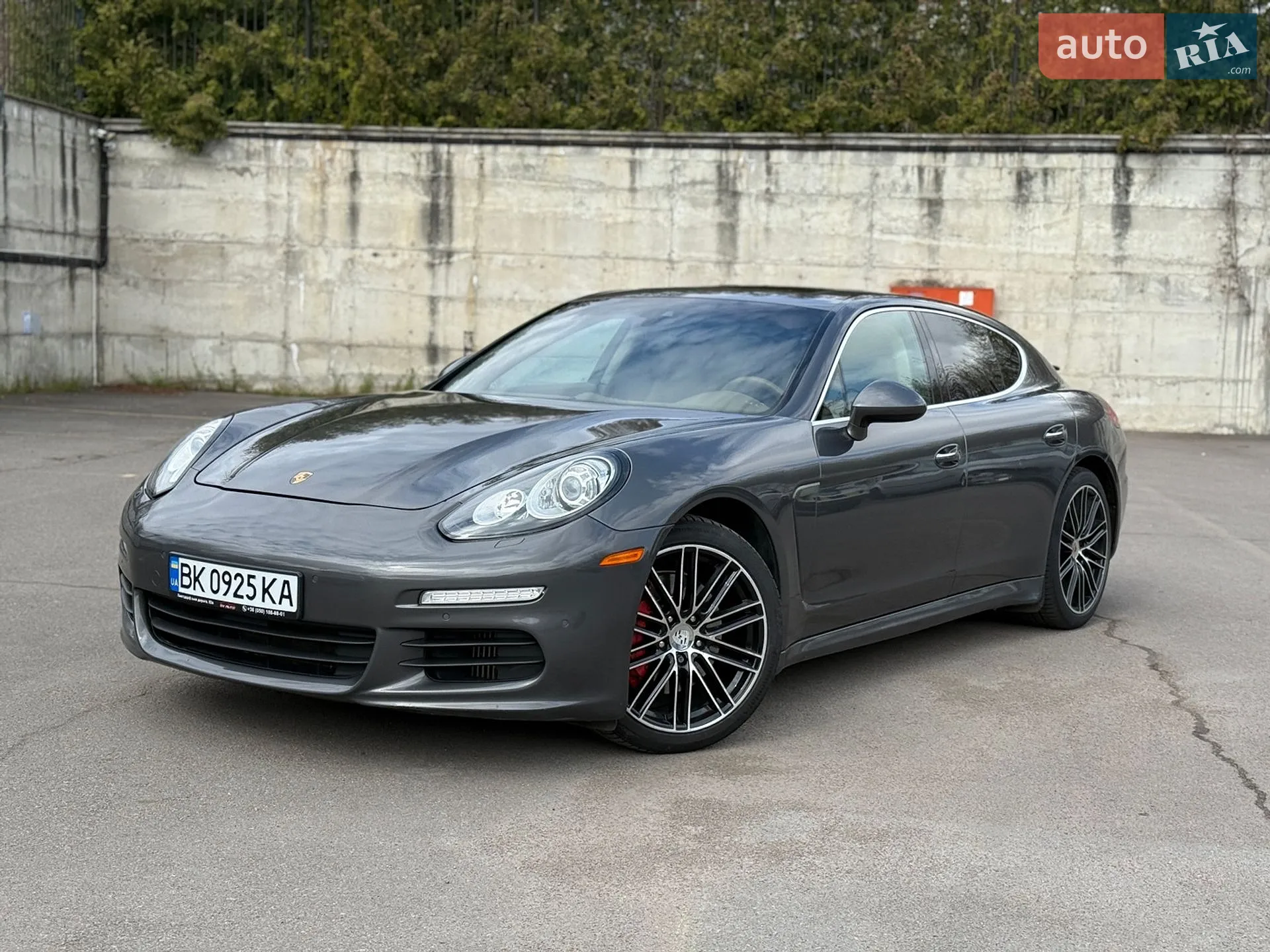 2014 Porsche Panamera - мініатюра 9