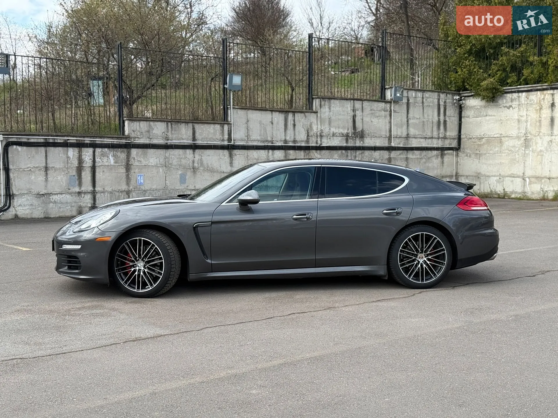 2014 Porsche Panamera - мініатюра 17