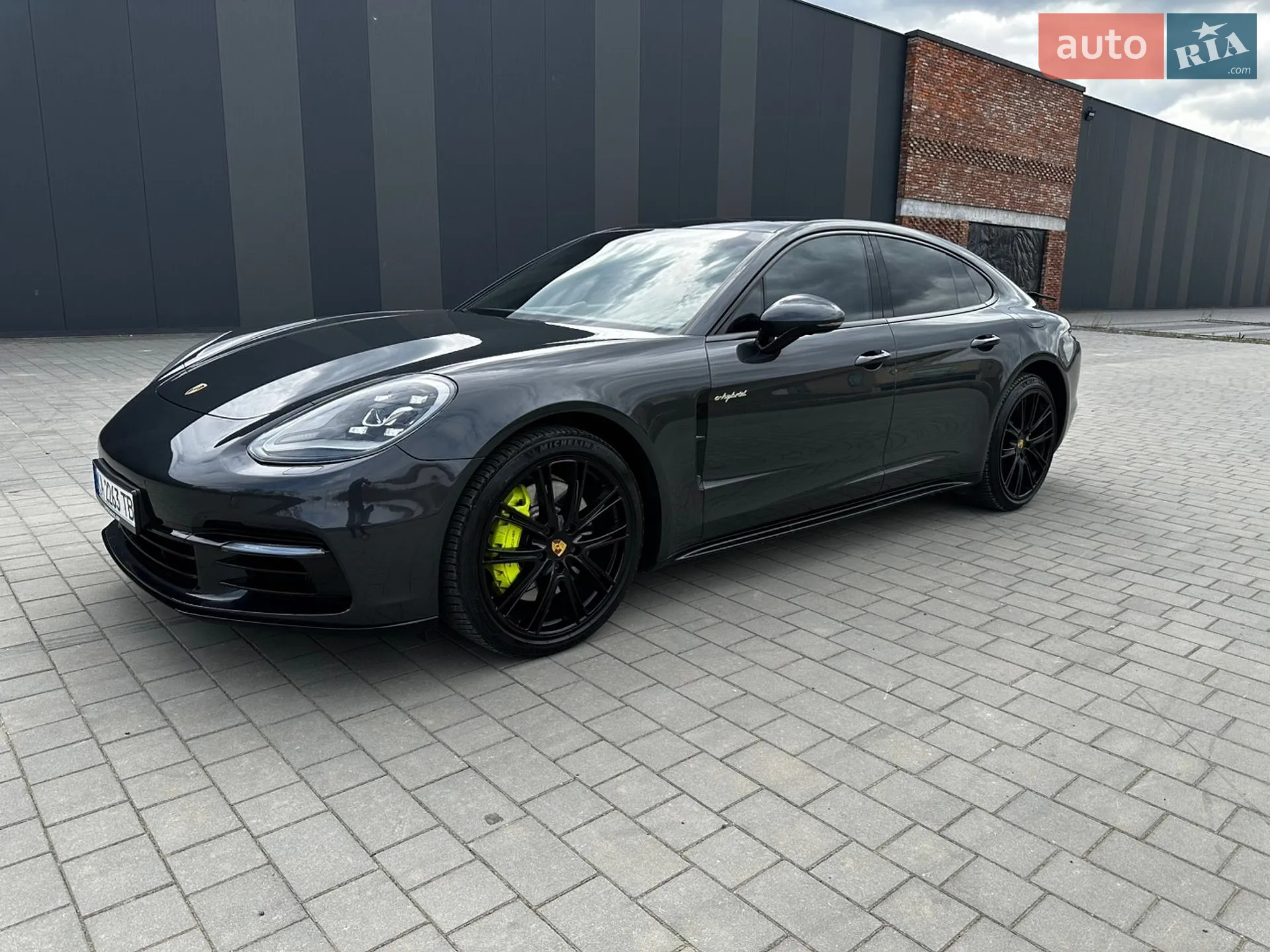 2017 Porsche Panamera - фото 1