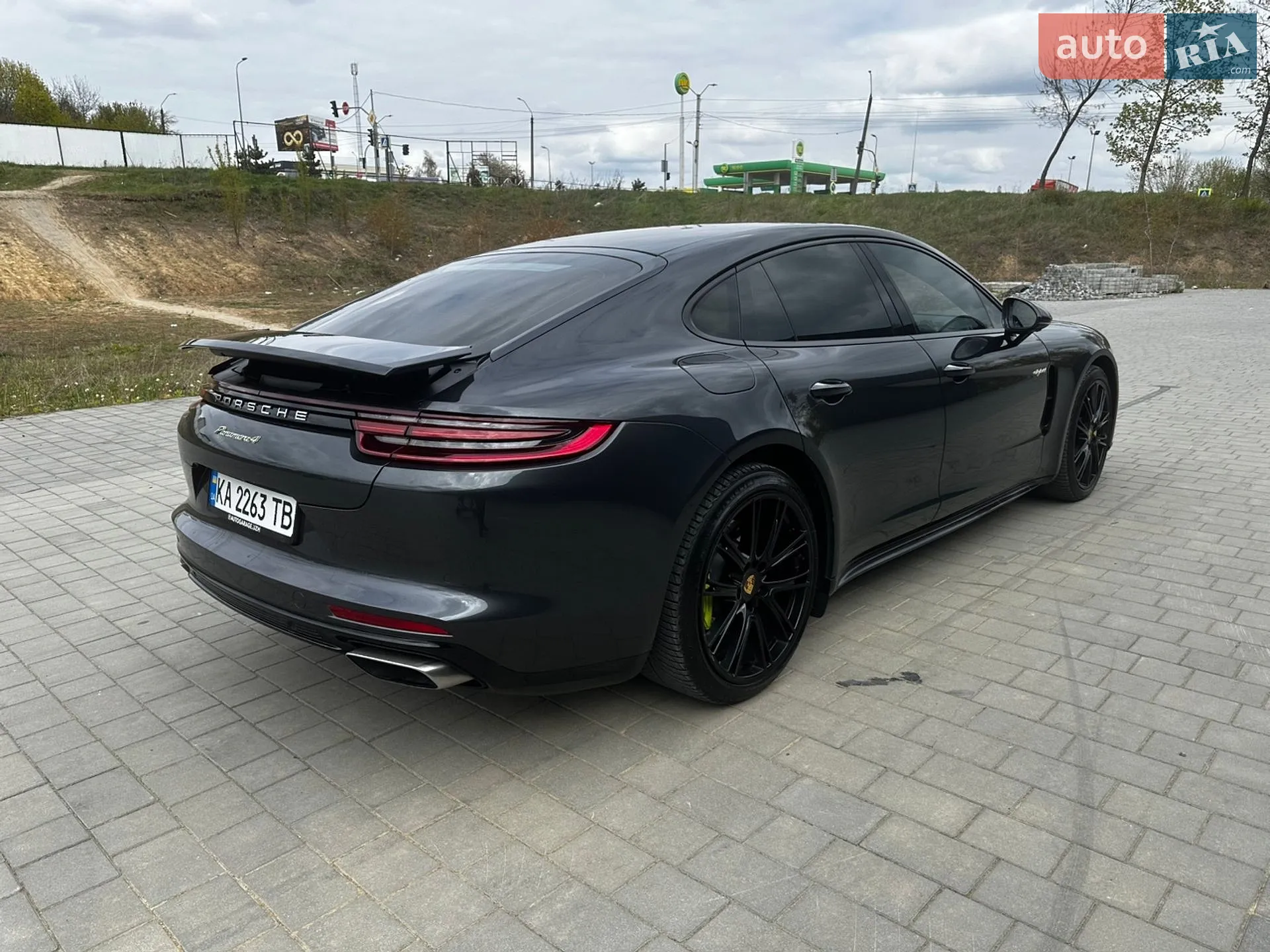 2017 Porsche Panamera - мініатюра 21