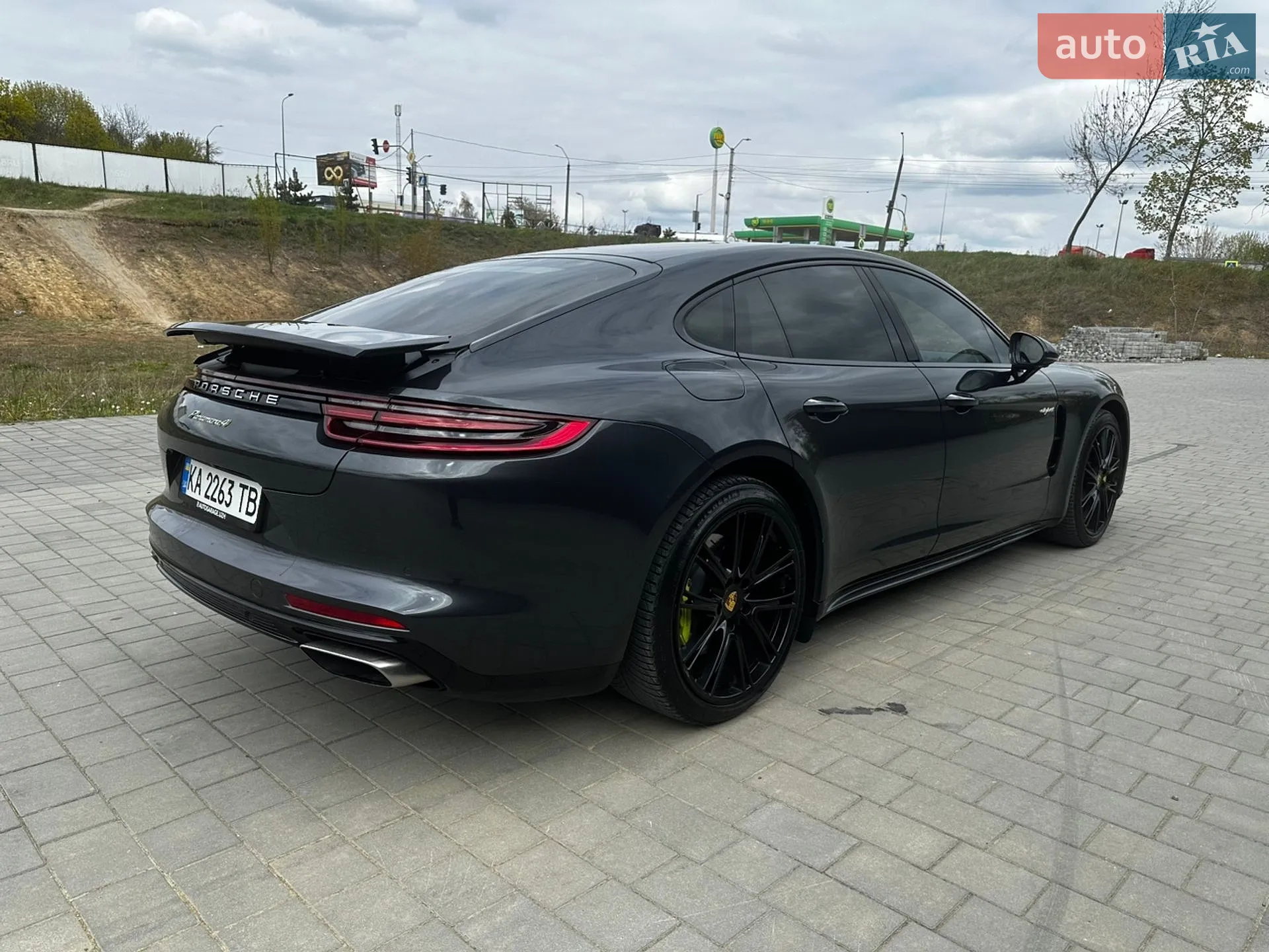 2017 Porsche Panamera - мініатюра 32