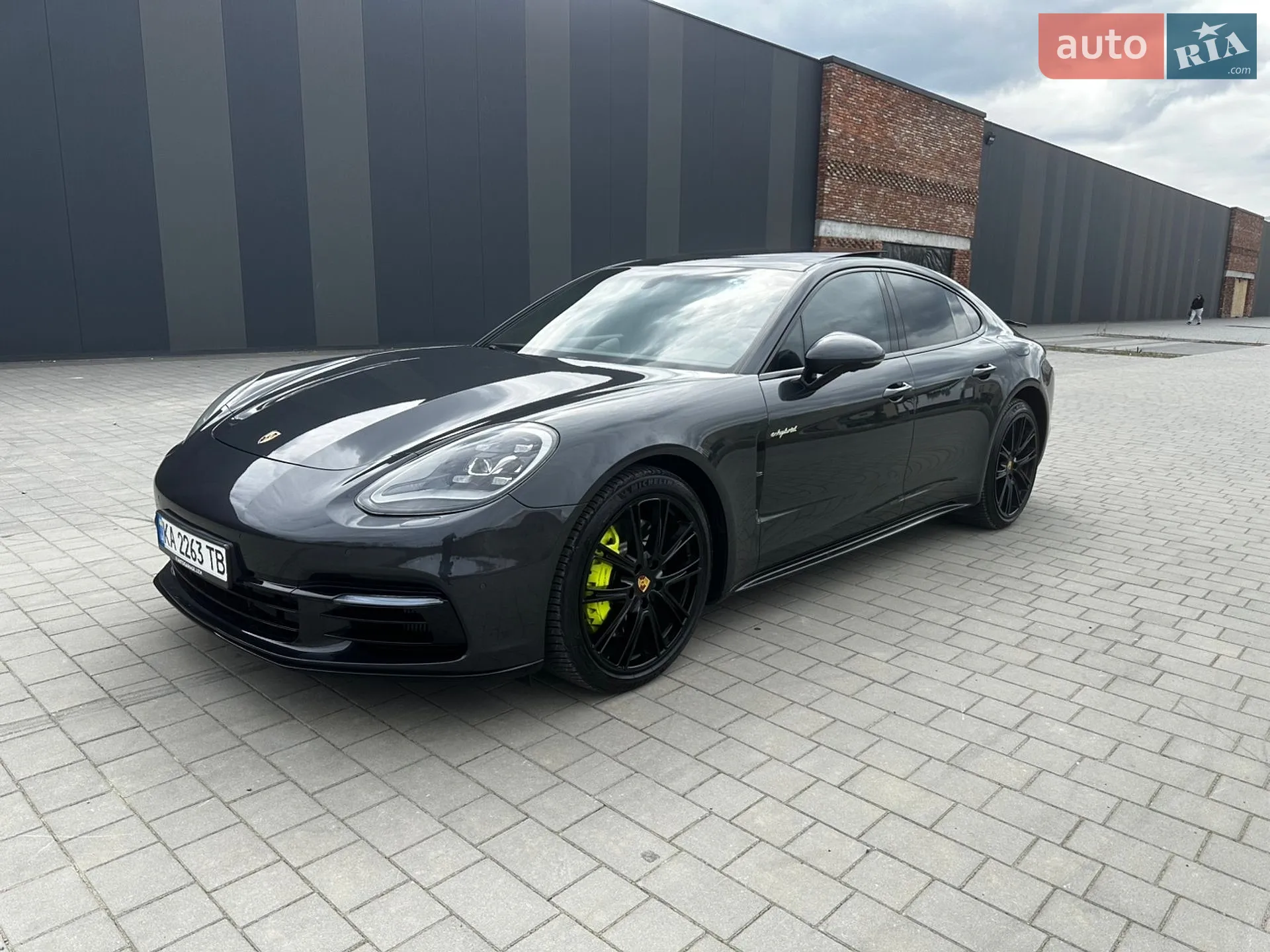 2017 Porsche Panamera - мініатюра 51