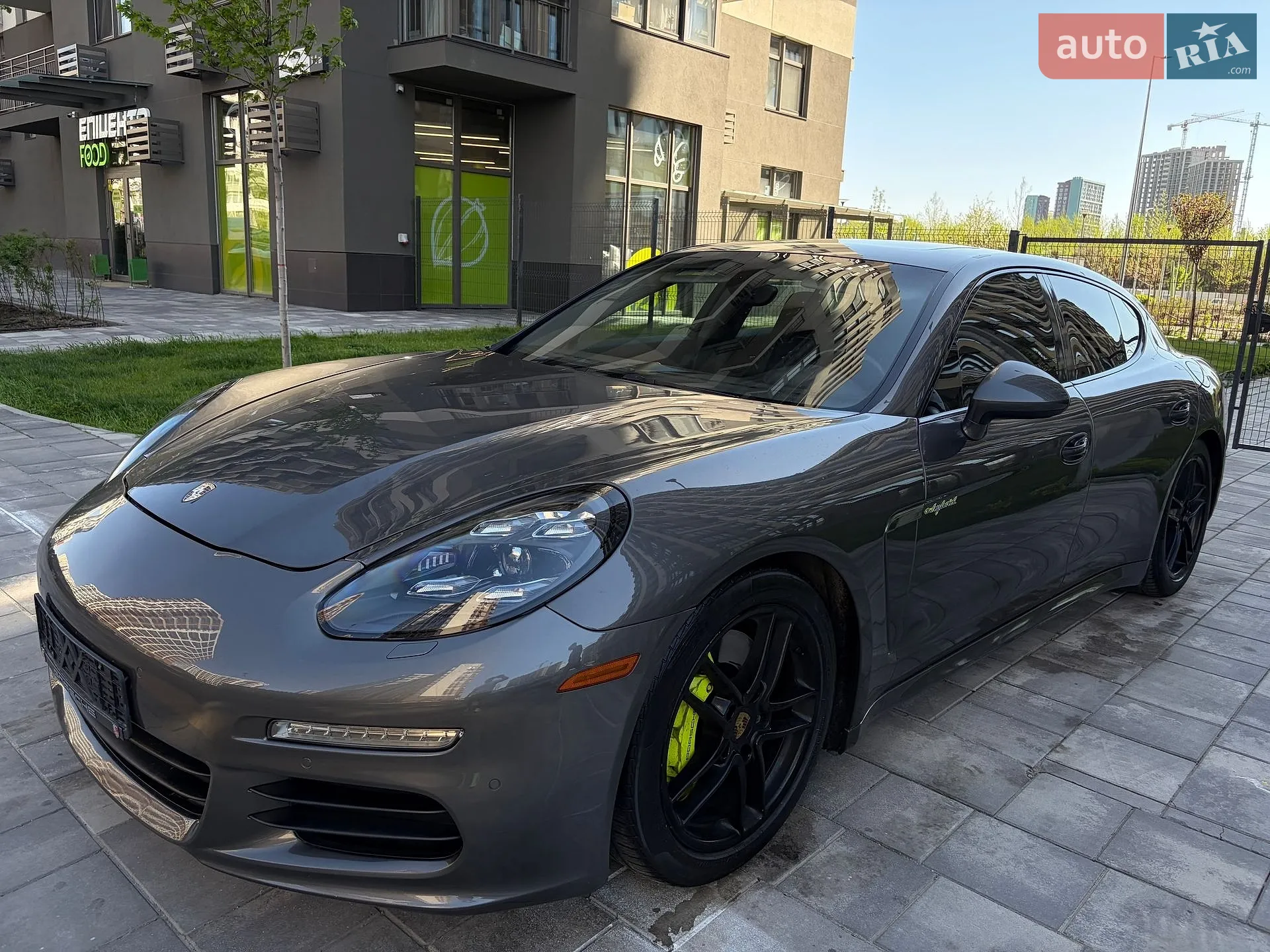 2015 Porsche Panamera - мініатюра 31